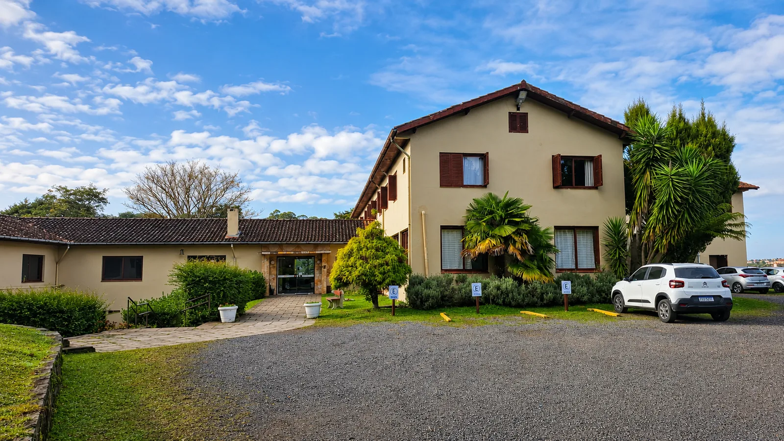 Fachada da unidade QualiPraxis em Gramado